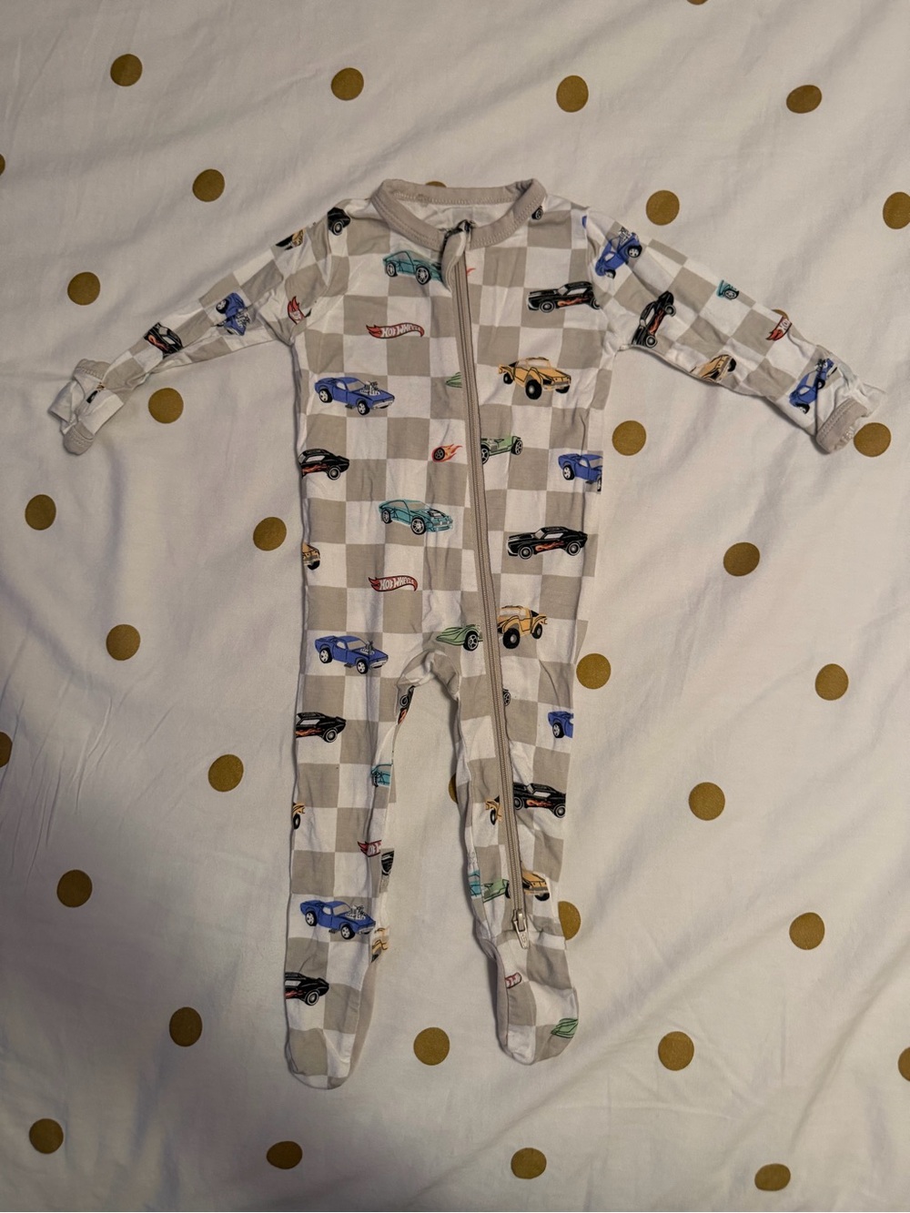 Kyte Baby Beige Checkered Car-Print Baby One-Piece